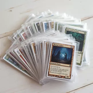 Протектори для карт: як, навіщо і які обрати?