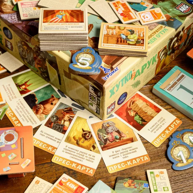 Настільна гра Хутко в друк (Fit to Print)