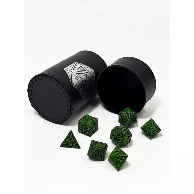 Стакан для кубиків D20 чорний Dice Cup
