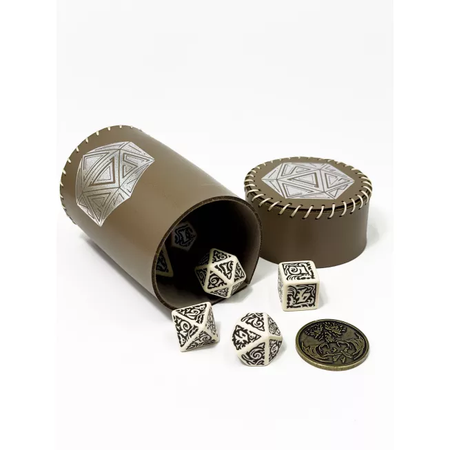 Стакан для кубиків D20 коричневий Dice Cup