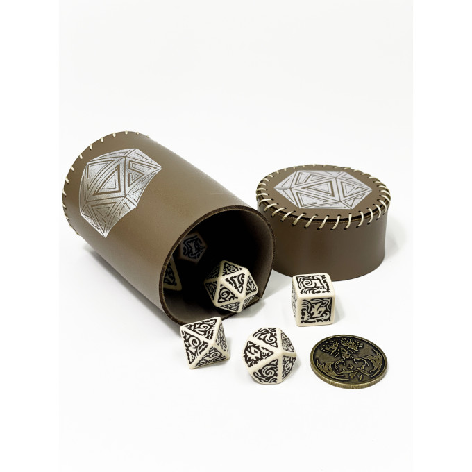 Стакан для кубиків D20 коричневий Dice Cup