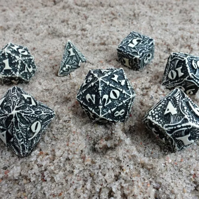 Набір кубиків Dracopolis: Scandinavian Blackfang Dice Set (7)