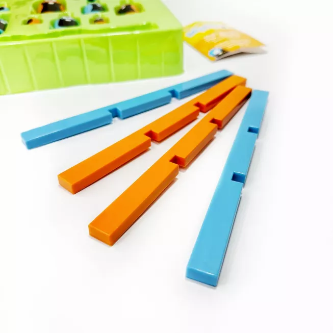 Настільна гра Невгамовні Гоблери (Gobblet Gobblers)