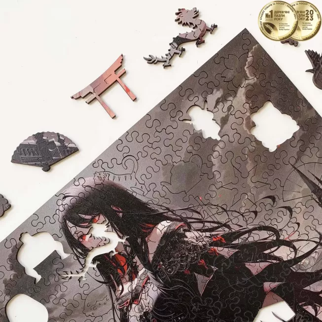 Дерев'яний пазл Аніме (Дівчина в чорному) XL