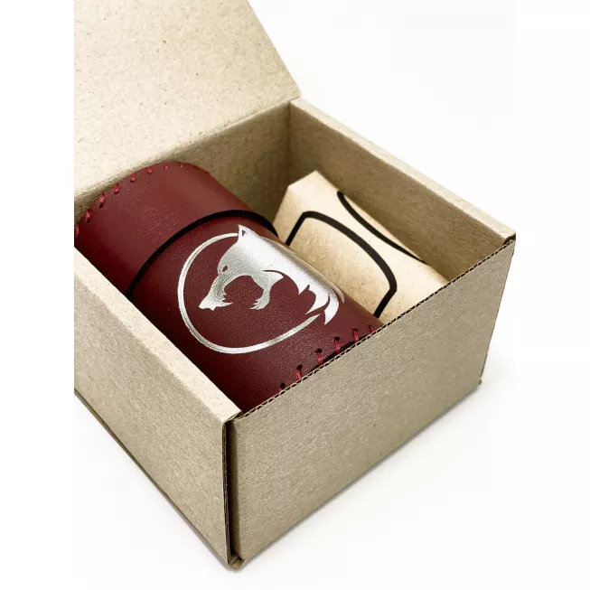 Стакан для кубиків Вовк бургунді Dice Cup