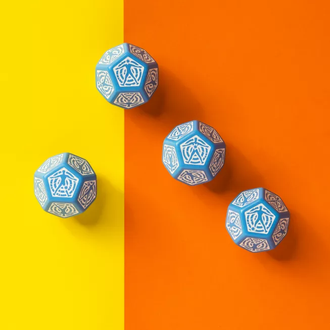 Кубик D12 Hit Location Blue & White Die: купити за кращою ціною в Україні