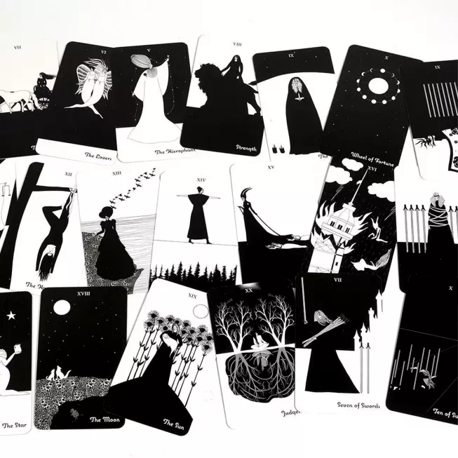 Карти ТАРО Чорної Фіалки (The Black Violet Tarot)