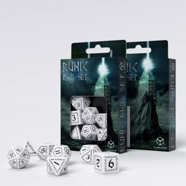 Набір кубиків Runic White & black Dice Set (7): купити за кращою ціною в Україні