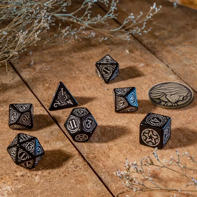 Набір кубиків The Witcher Dice Set. Yennefer - The Obsidian Star Dice Set (7): купити за кращою ціною в Україні