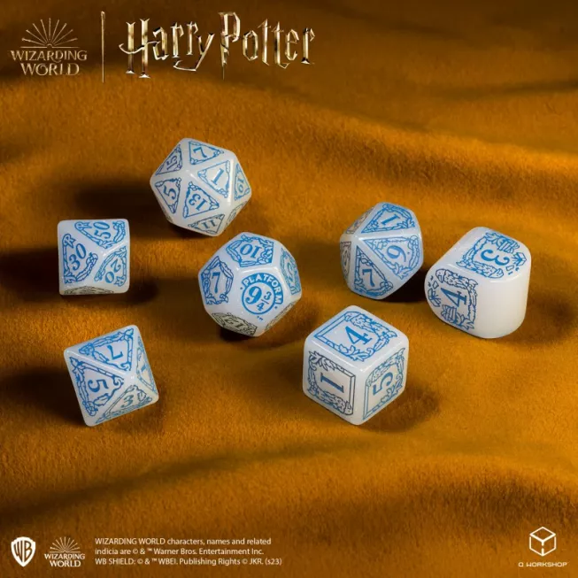 Набір кубиків Harry Potter. Ravenclaw Modern Dice Set - White (7): купити за кращою ціною в Україні
