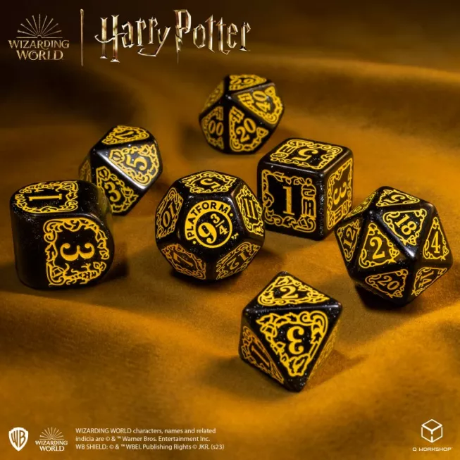 Набір кубиків Harry Potter. Hufflepuff Modern Dice Set - Black (7): купити за кращою ціною в Україні