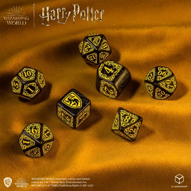Набір кубиків Harry Potter. Hufflepuff Modern Dice Set - Black (7): купити за кращою ціною в Україні