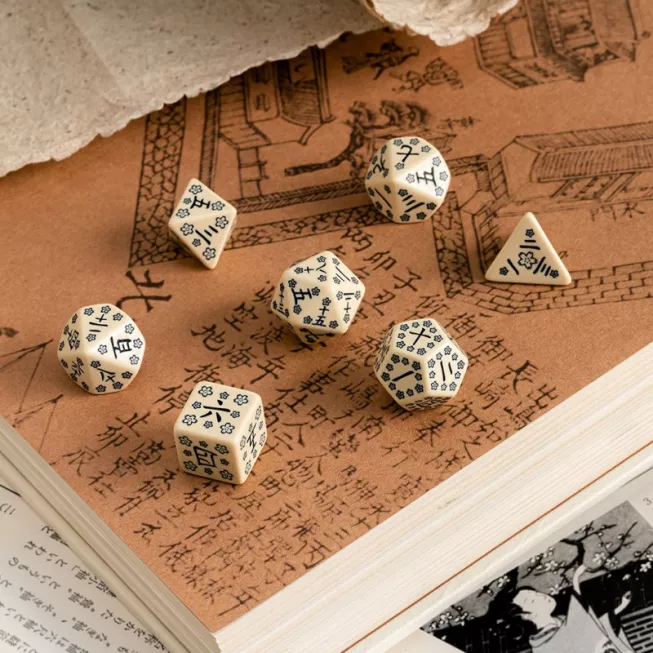 Набір кубиків Japanese Dice Set: Last Words Stone (7): купити за кращою ціною в Україні